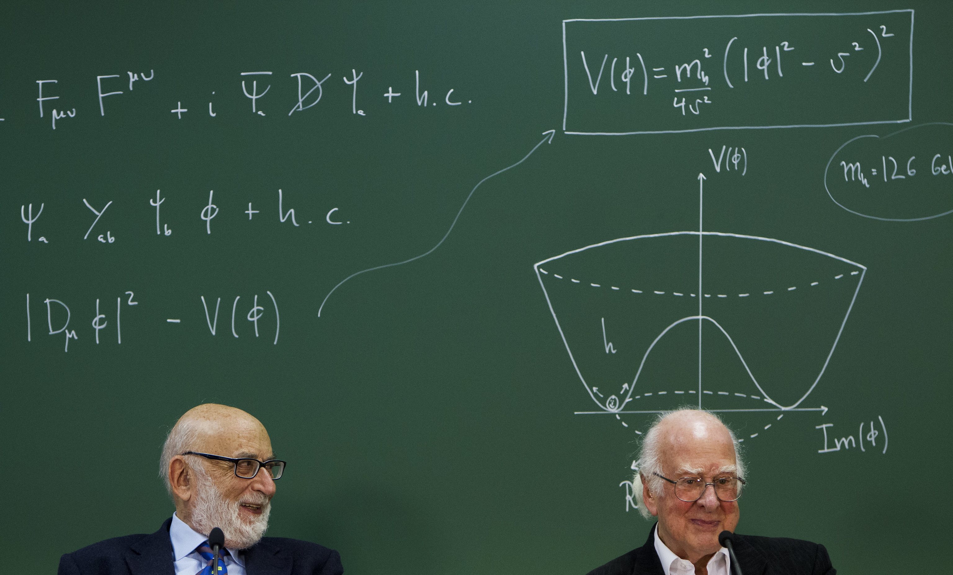 Muere el físico belga François Englert, el otro 'padre' del bosón de Higgs