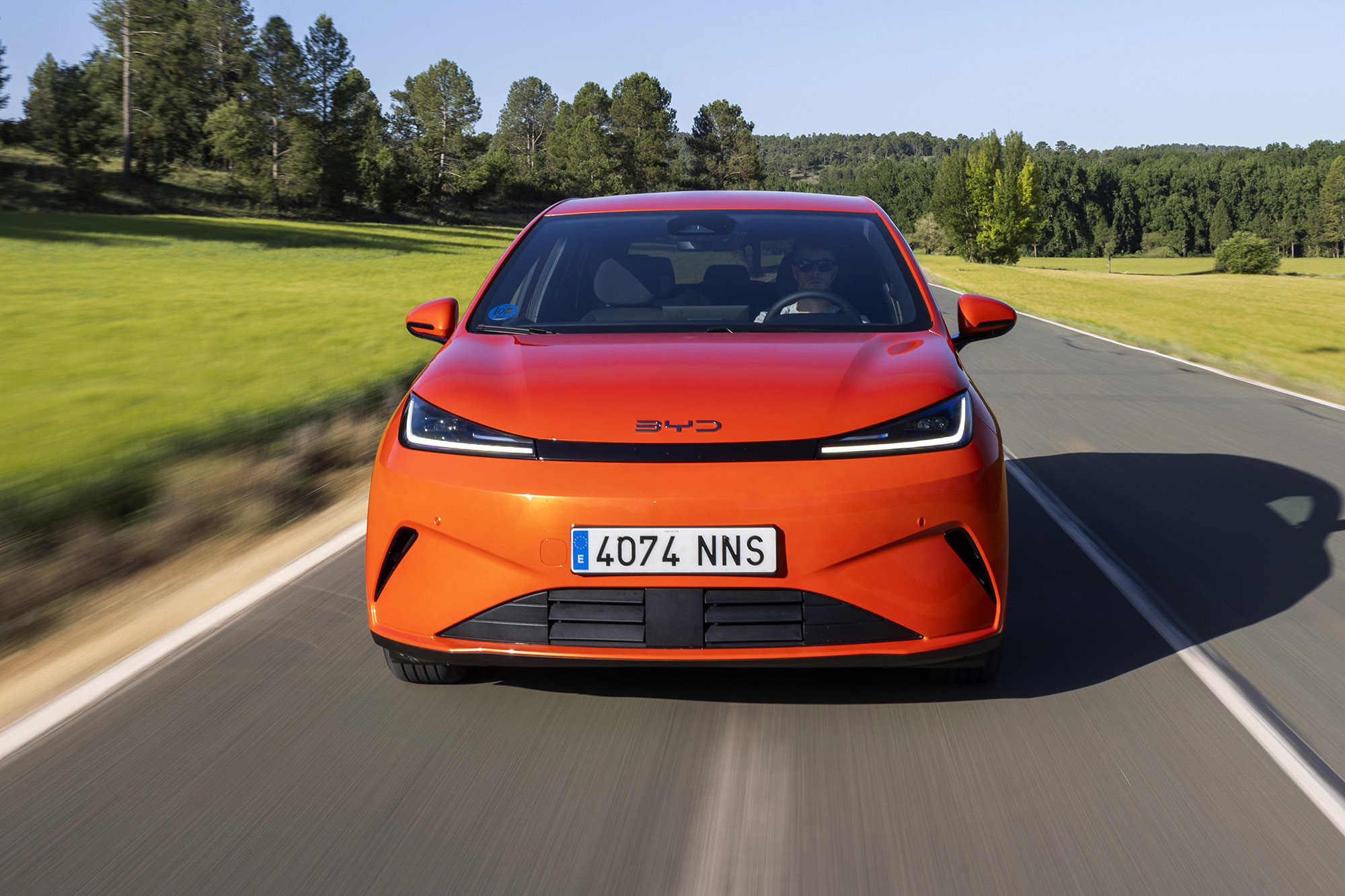 BYD Dolphin G DM-i, un pequeño híbrido enchufable sin parangon en el mercado