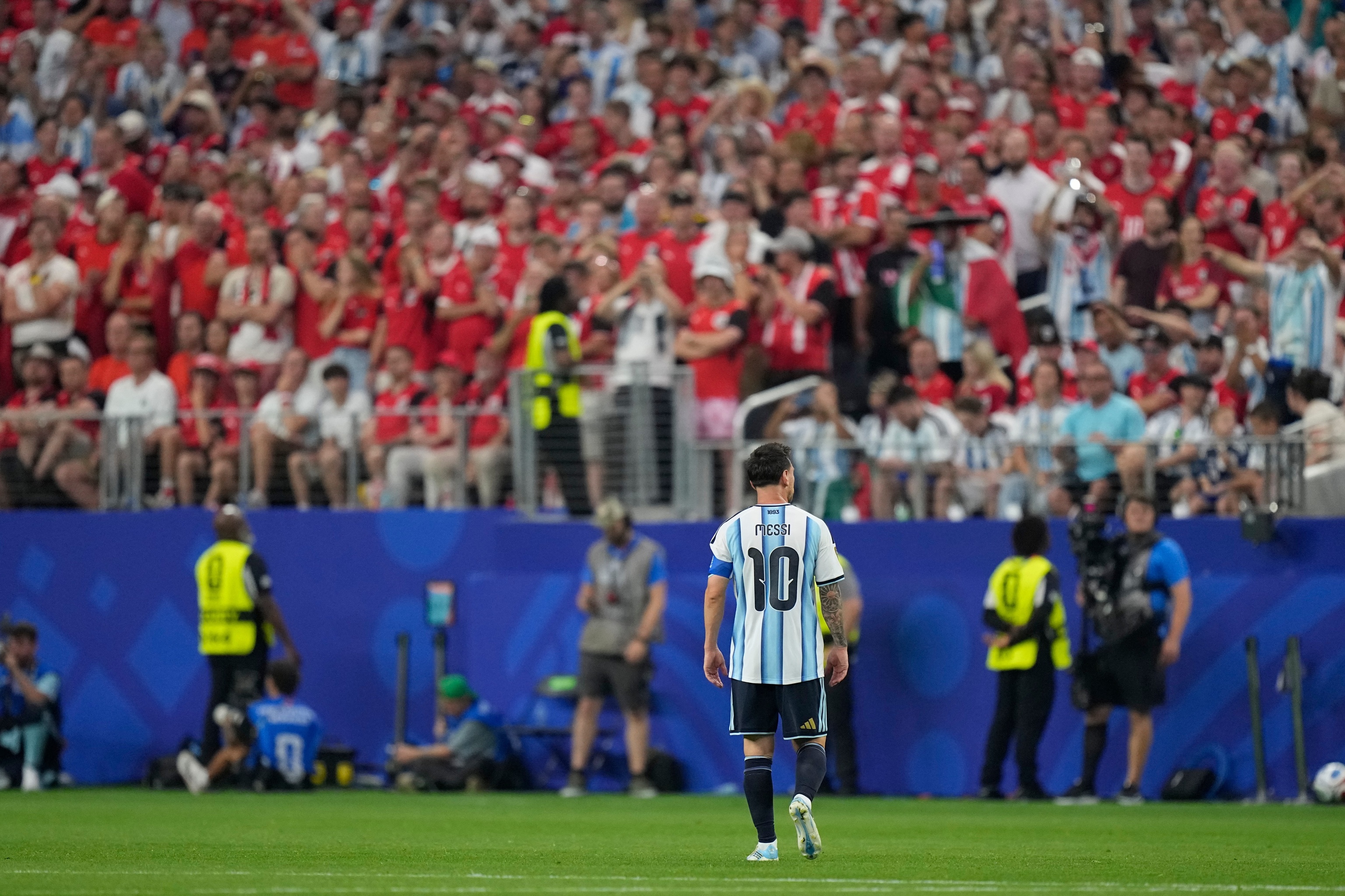 Messi supera a Klose y ya es el máximo goleador de la historia de los Mundiales en solitario