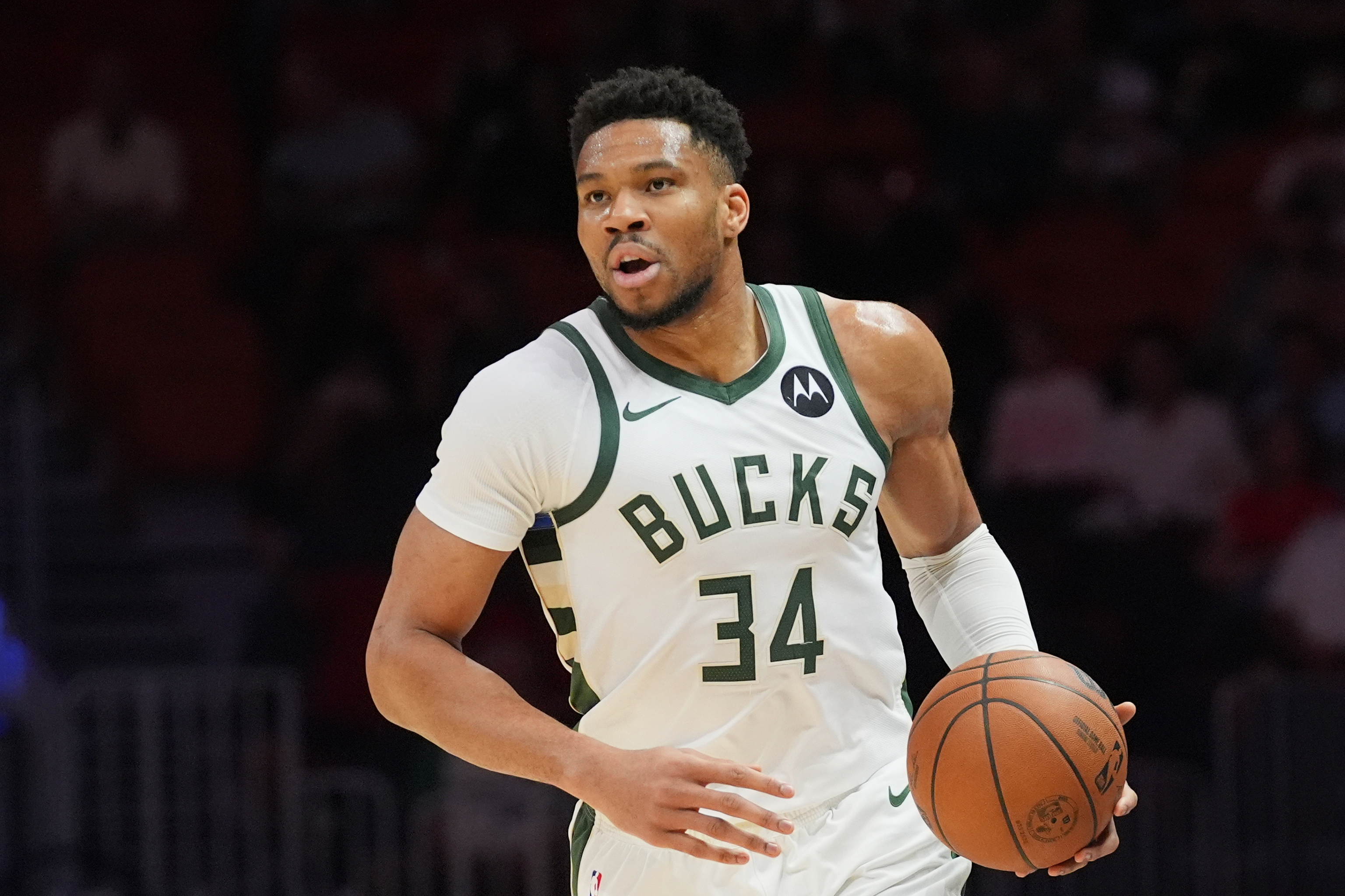 Antetokounmpo se marcha a los Miami Heat en un megatraspaso que calienta la NBA