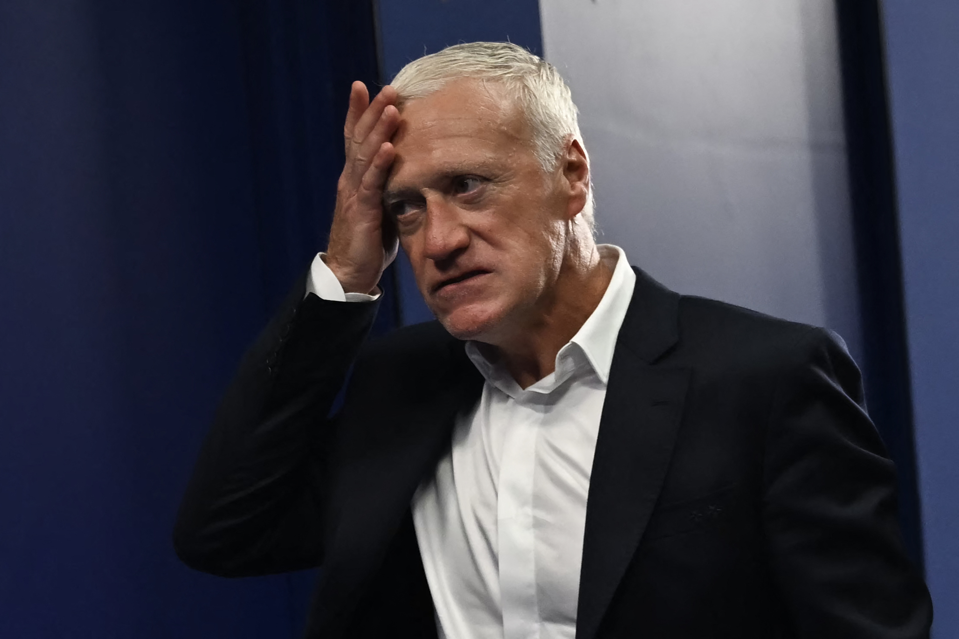 Deschamps regresa a Francia por la muerte de su madre y no estará en el partido ante Noruega