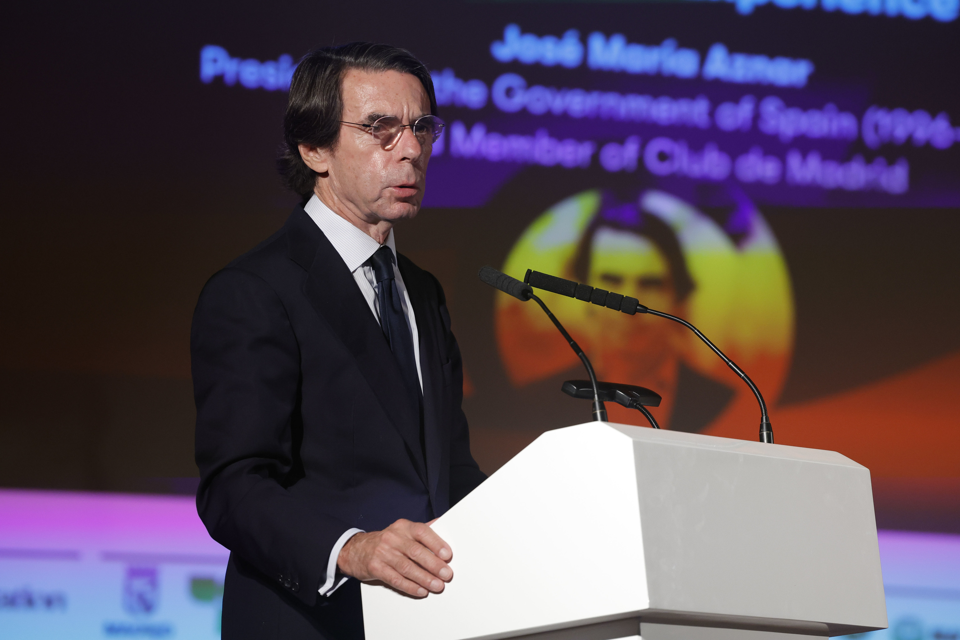 Aznar pide a Feijóo "moderación y magnanimidad" ante la proliferación de la corrupción en el Gobierno