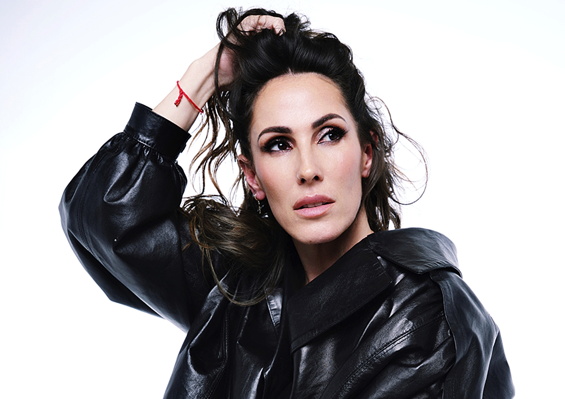 Malú, cantante: "La mujer sigue caducando muy pronto en la música cuando es madre, pero al hombre, las canas le hacen más interesante"