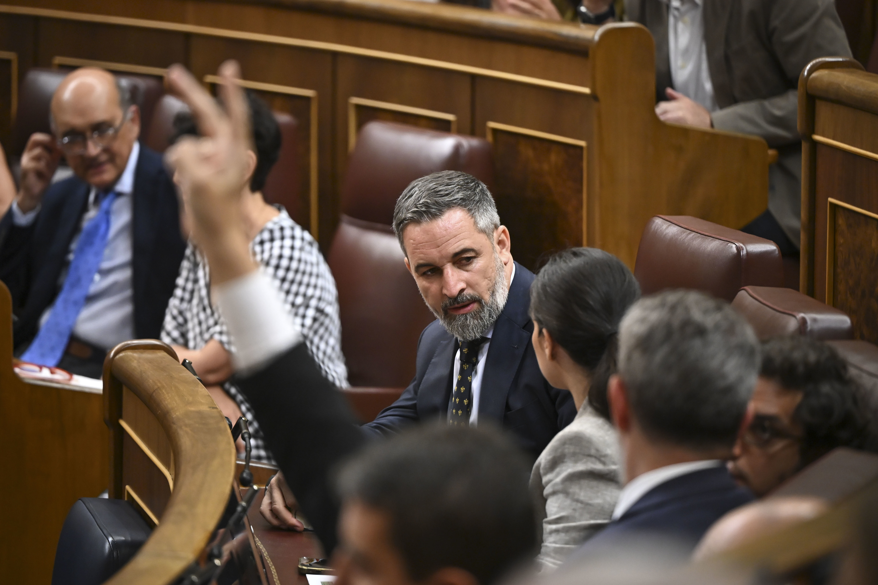 Vox salda su deuda con el banco húngaro y aporta otros dos millones de euros a su fundación en 2025: son casi 13 millones en siete años