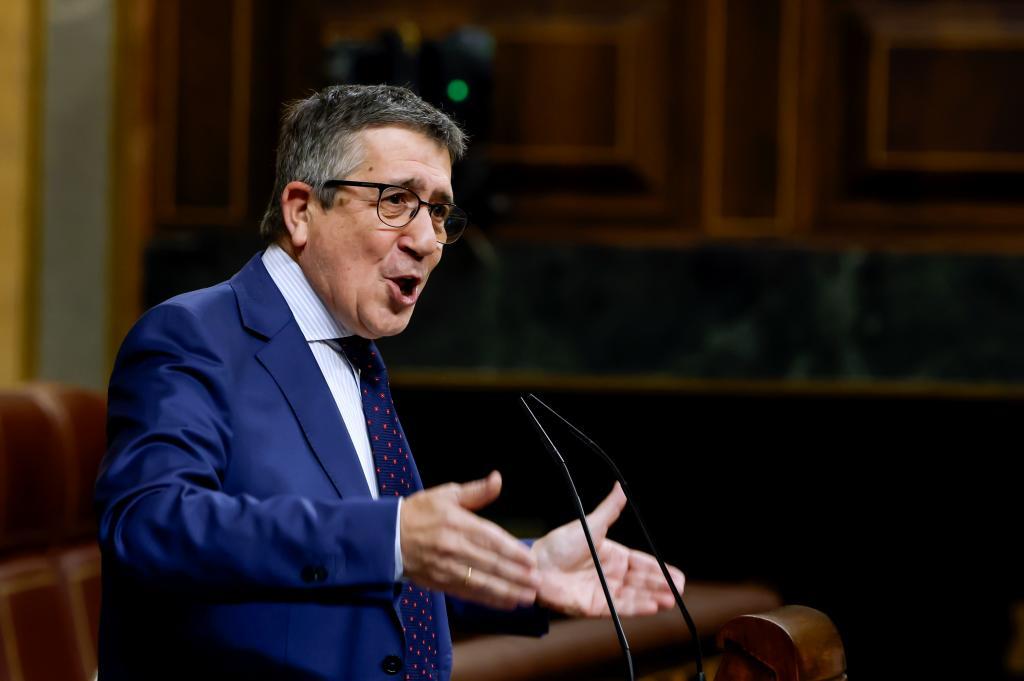 Patxi López, sobre la mujer de Sánchez: "Los socialistas vamos a decir cada vez más alto lo que ya dicen  millones de españoles en la calle: 'Yo con Begoña', claro que sí"