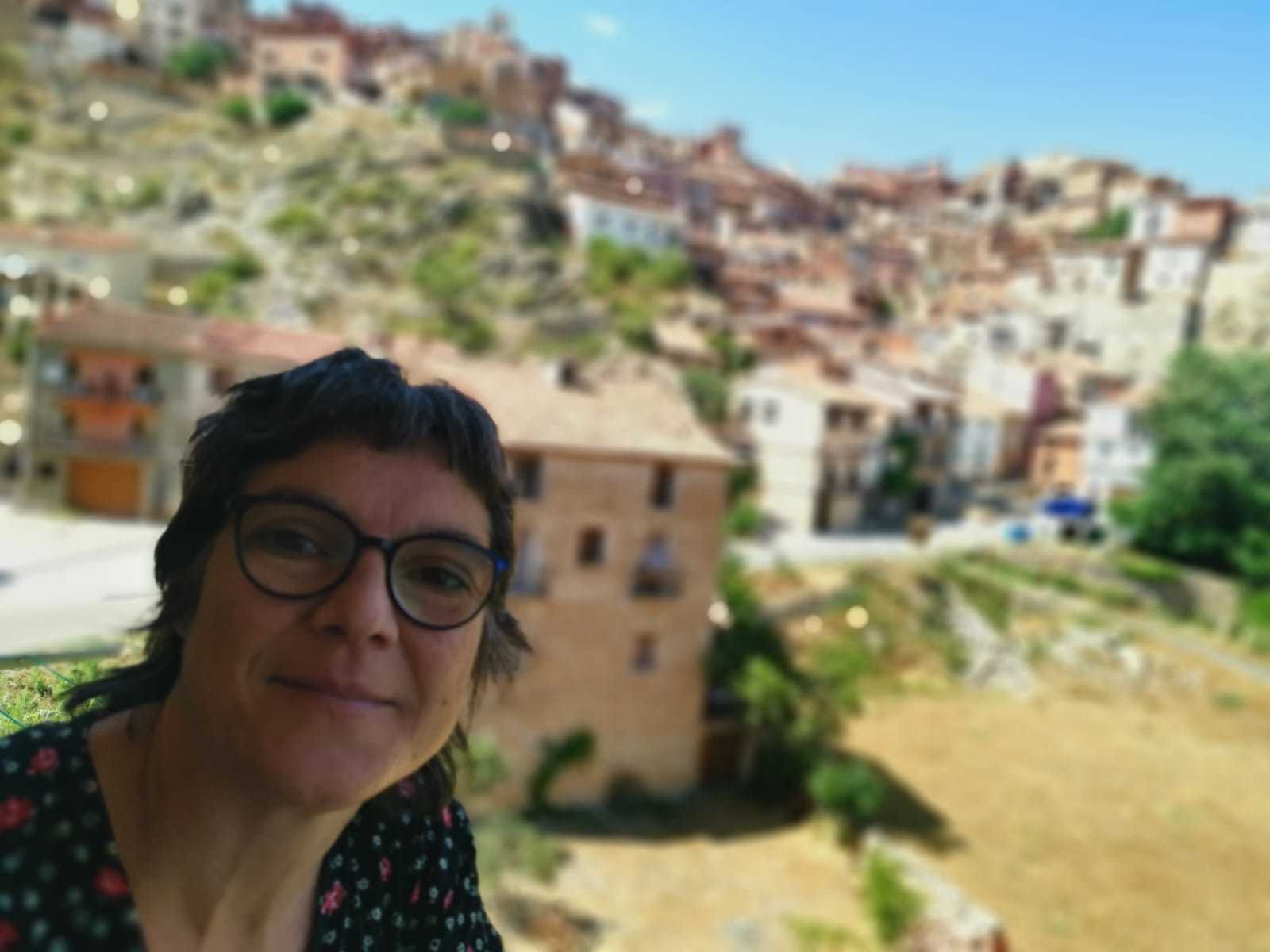 La misión imposible de encontrar un alquiler en un municipio de menos de 1.000 habitantes: "Los pueblos se nos mueren entre casas cerradas y las bajas de profesores"