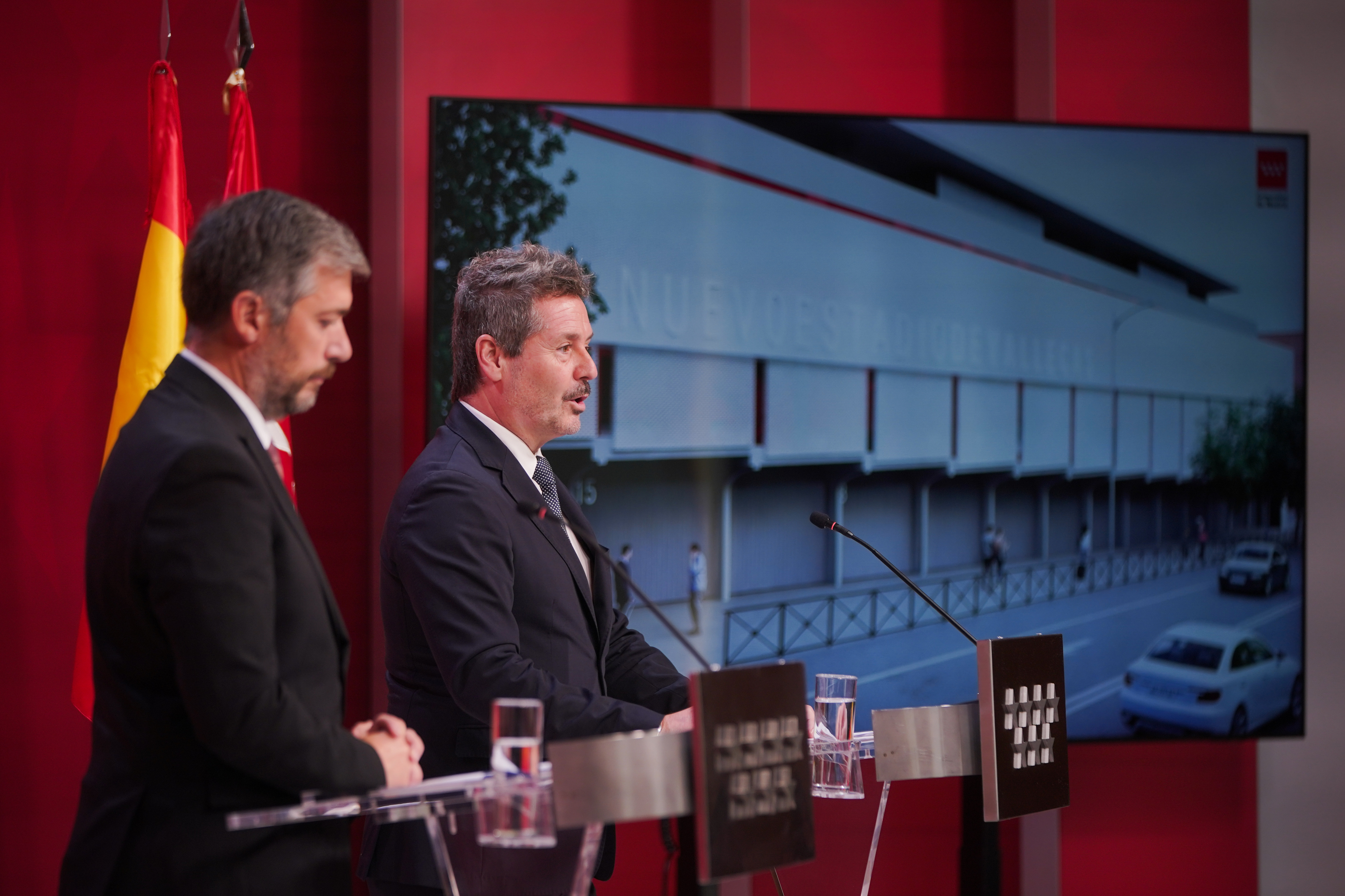 Ayuso renovará el estadio de Vallecas pese al rechazo del Rayo: "Queremos que esté listo para el Mundial 2030"