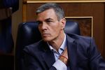 El 'rey' Sánchez está atado a su Zapatero