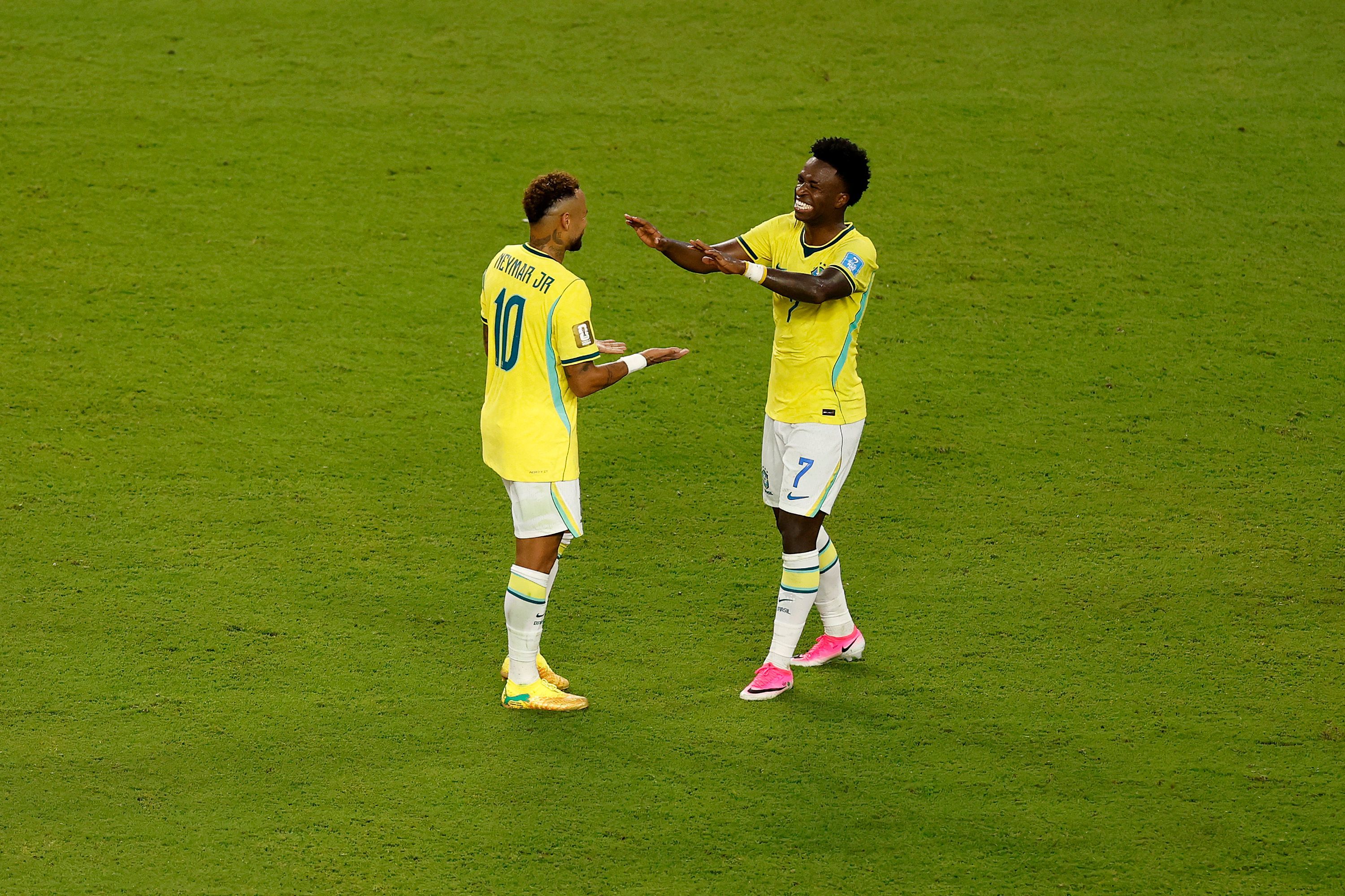 Vinicius domestica a Escocia la tarde que Neymar Jr. vuelve a jugar con Brasil