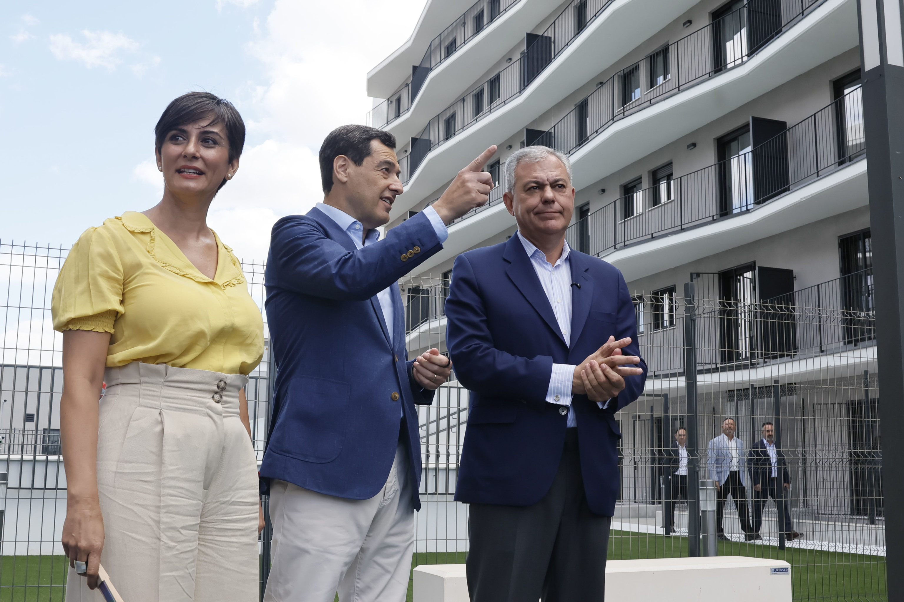 El plazo de protección de las viviendas sociales enfrenta al Gobierno y la Junta, que ha recurrido el último plan estatal de inversiones