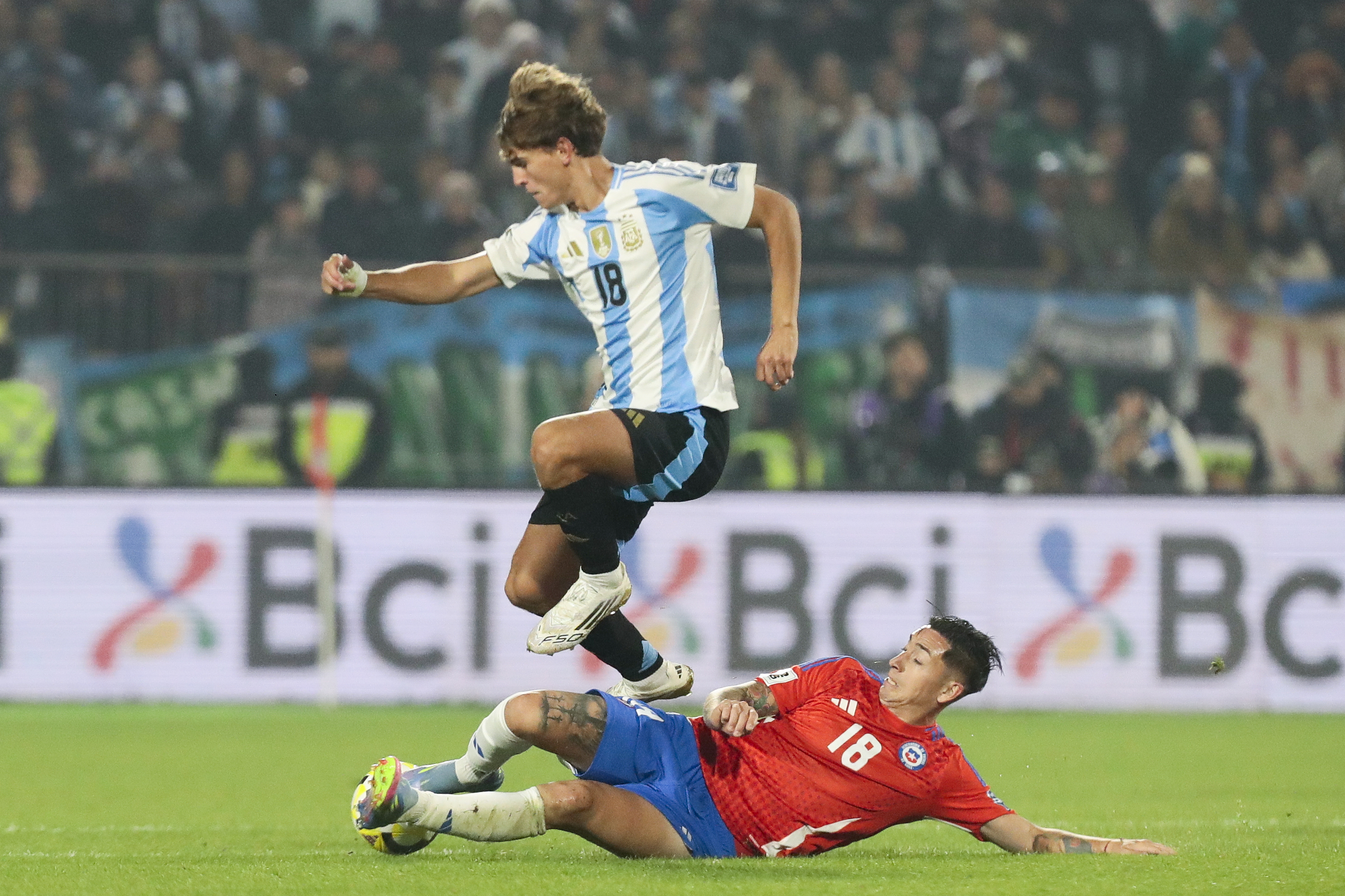El Madrid cede a los deseos de Nico Paz, el argentino seguirá en el Como y los blancos mantienen una opción de recompra