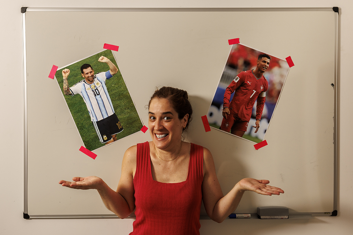 Los doctores que explican el mundo a través de Lionel Messi y Cristiano Ronaldo: "Son un espejo, siempre fueron algo más que fútbol"