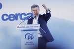 Feijoó engrasa la maquinaria electoral en Murcia y clama contra la corrupción del Gobierno: "El sanchismo ya tiene los mismos diputados que imputados"