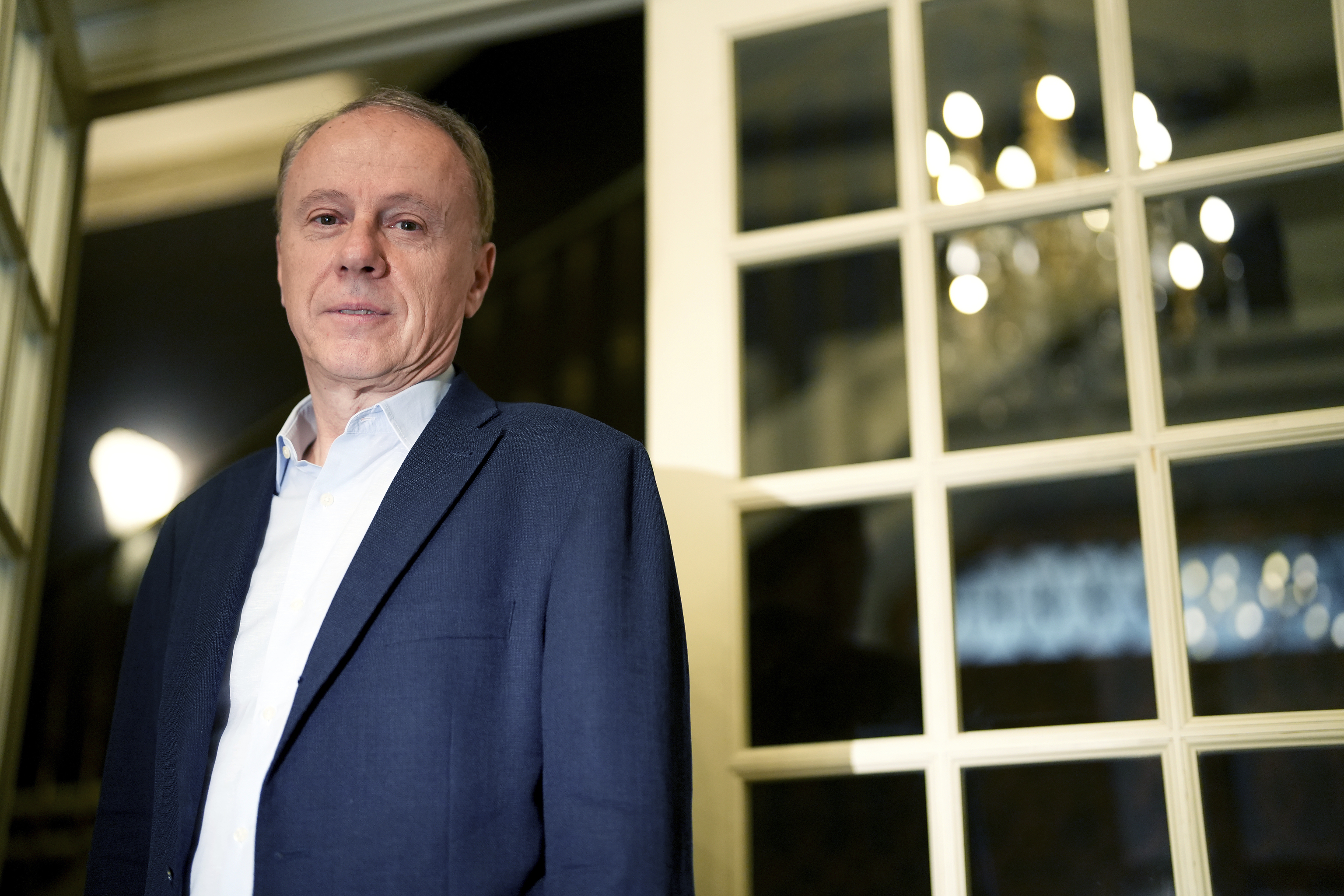 Vladan Djokic, rector de la Universidad de Belgrado: "La realidad es que Serbia no es libre"