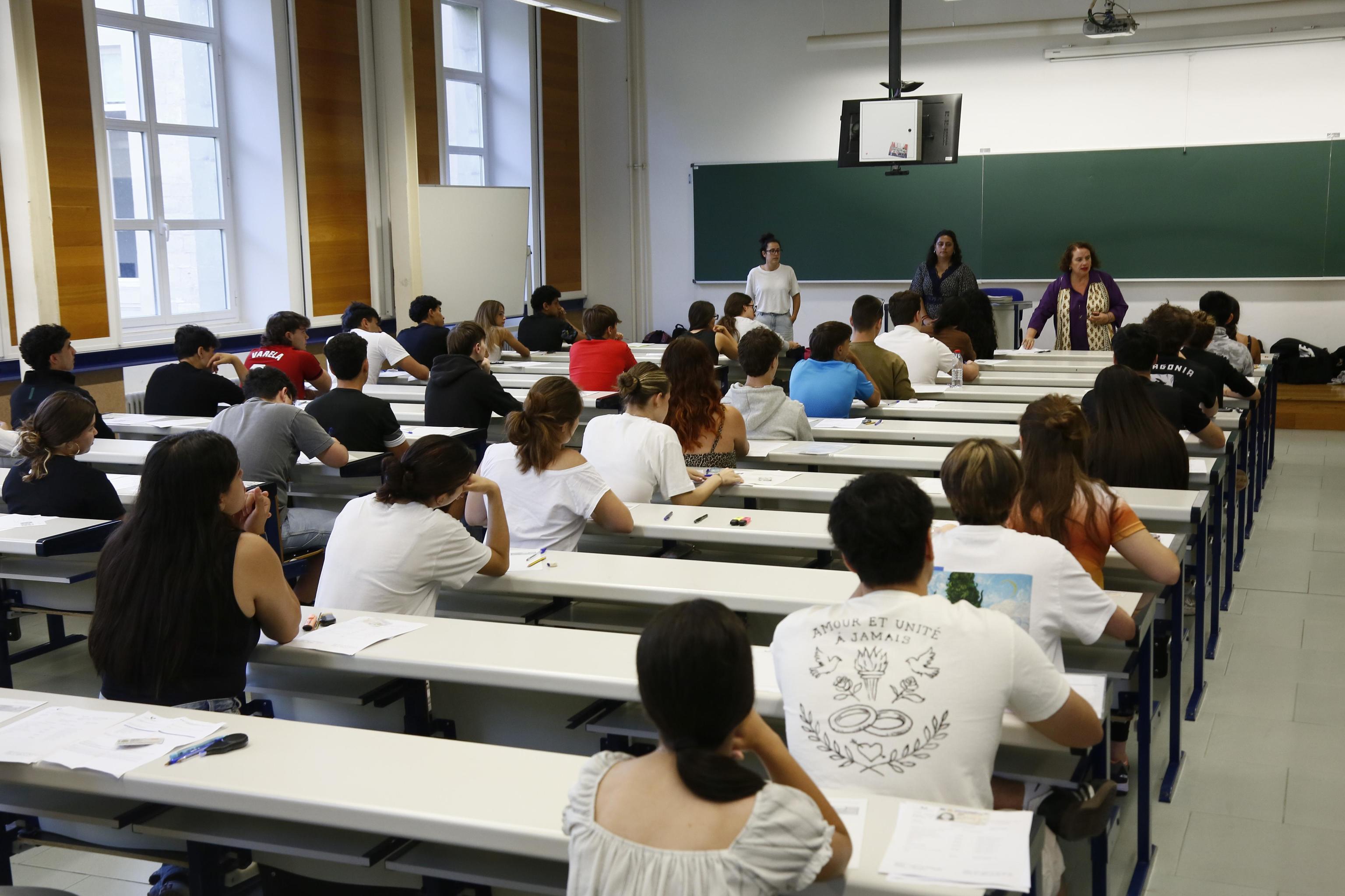 Los jueces conceden a la Universidad 48 horas para facilitar la prematriculación de los alumnos de los 'zeros' en euskera
