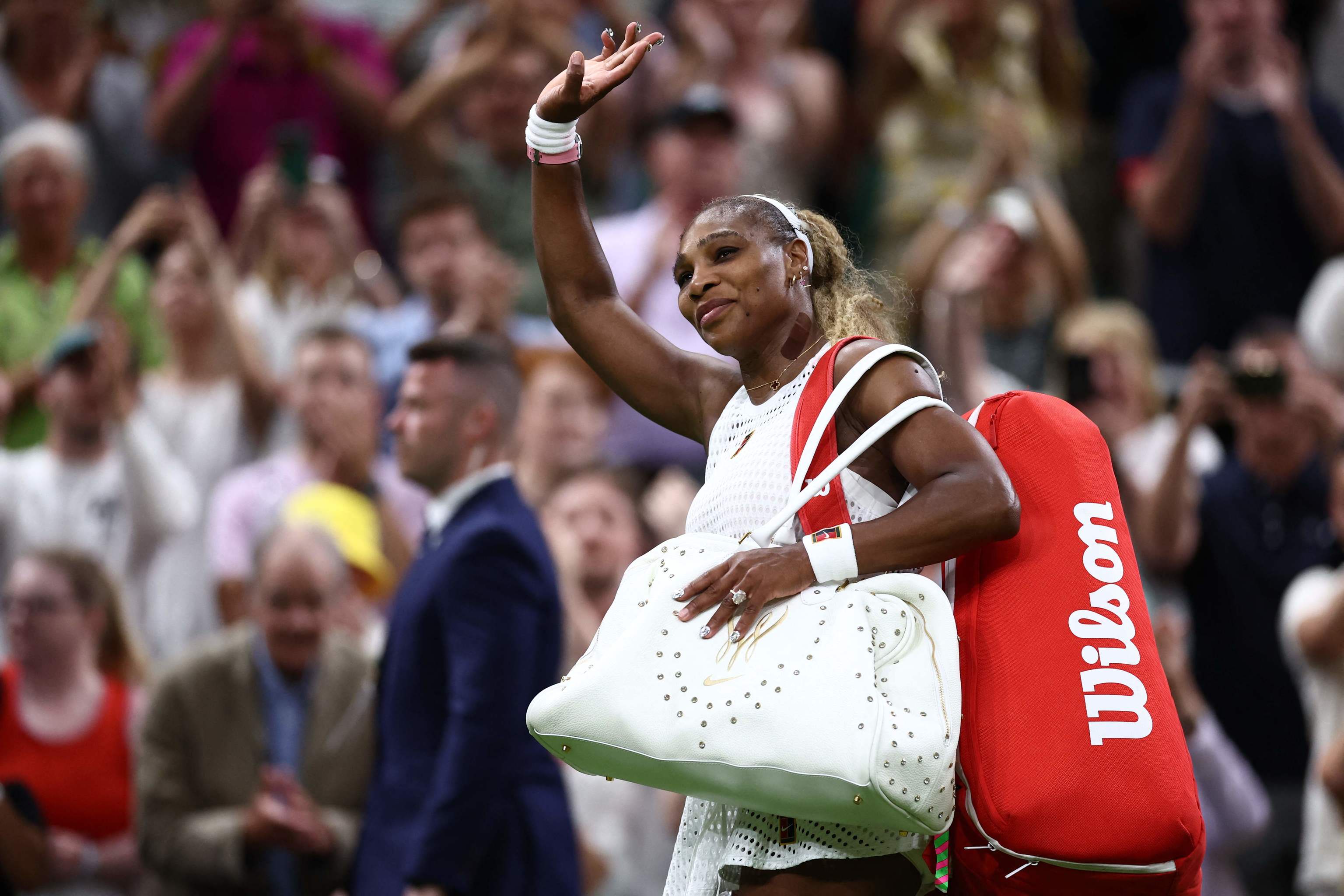 Serena Williams no tiene el secreto de la eterna juventud: cae derrotada en Wimbledon en su regreso a los 44 años