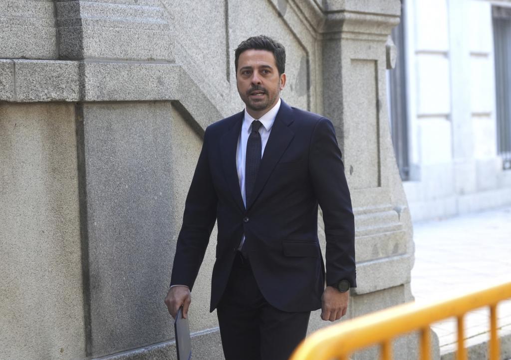El juez Pedraz cita a declarar como testigo a la mano derecha de Álvaro García Ortiz para que explique sus reuniones con la 'fontanera' Leire Díez en la sede de la Fiscalía General