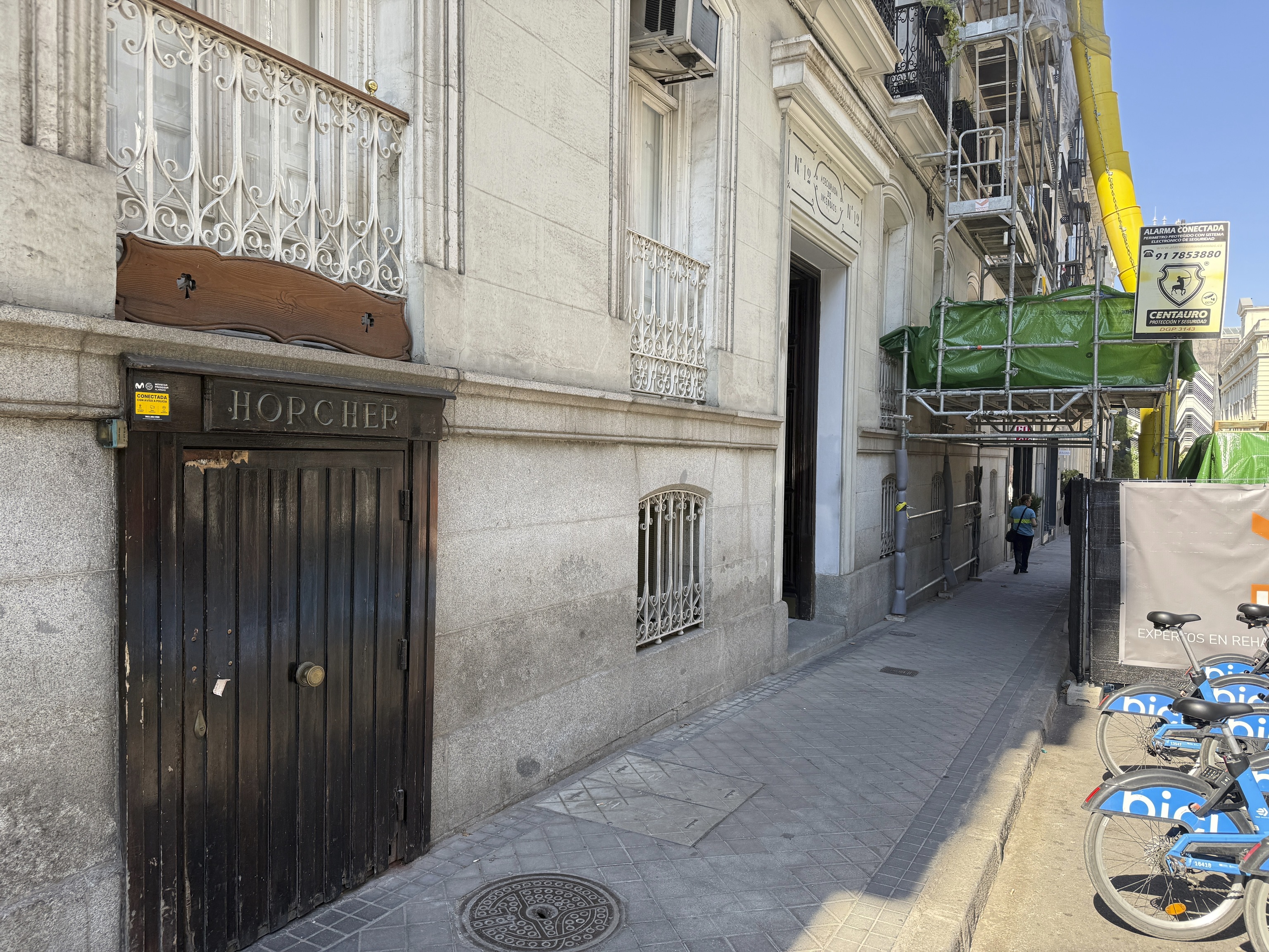El restaurante Horcher, un clásico entre los clásicos, cierra temporalmente por las obras de reforma de su edificio