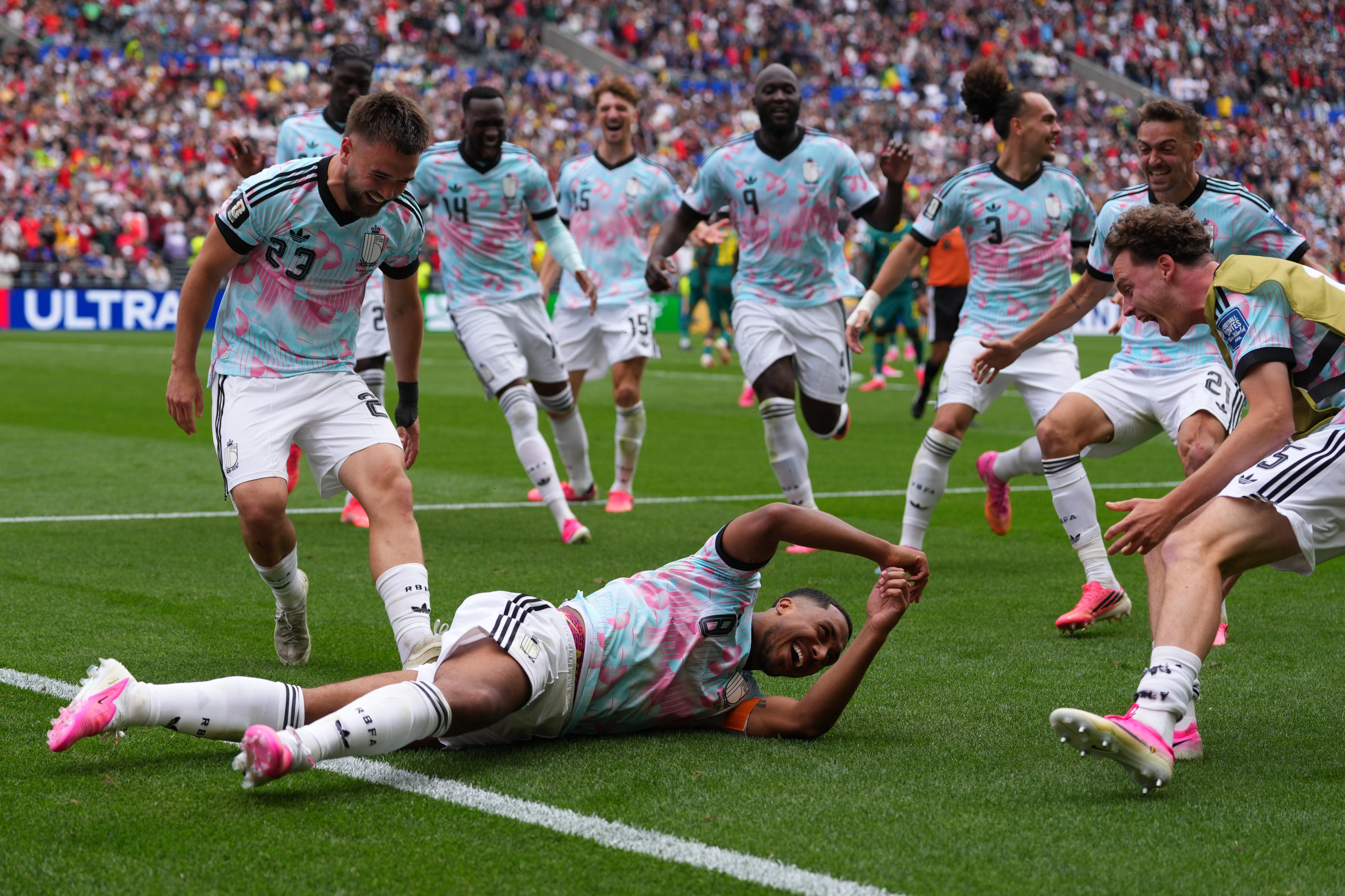 Bélgica completa en la prórroga una remontada inexplicable ante Senegal