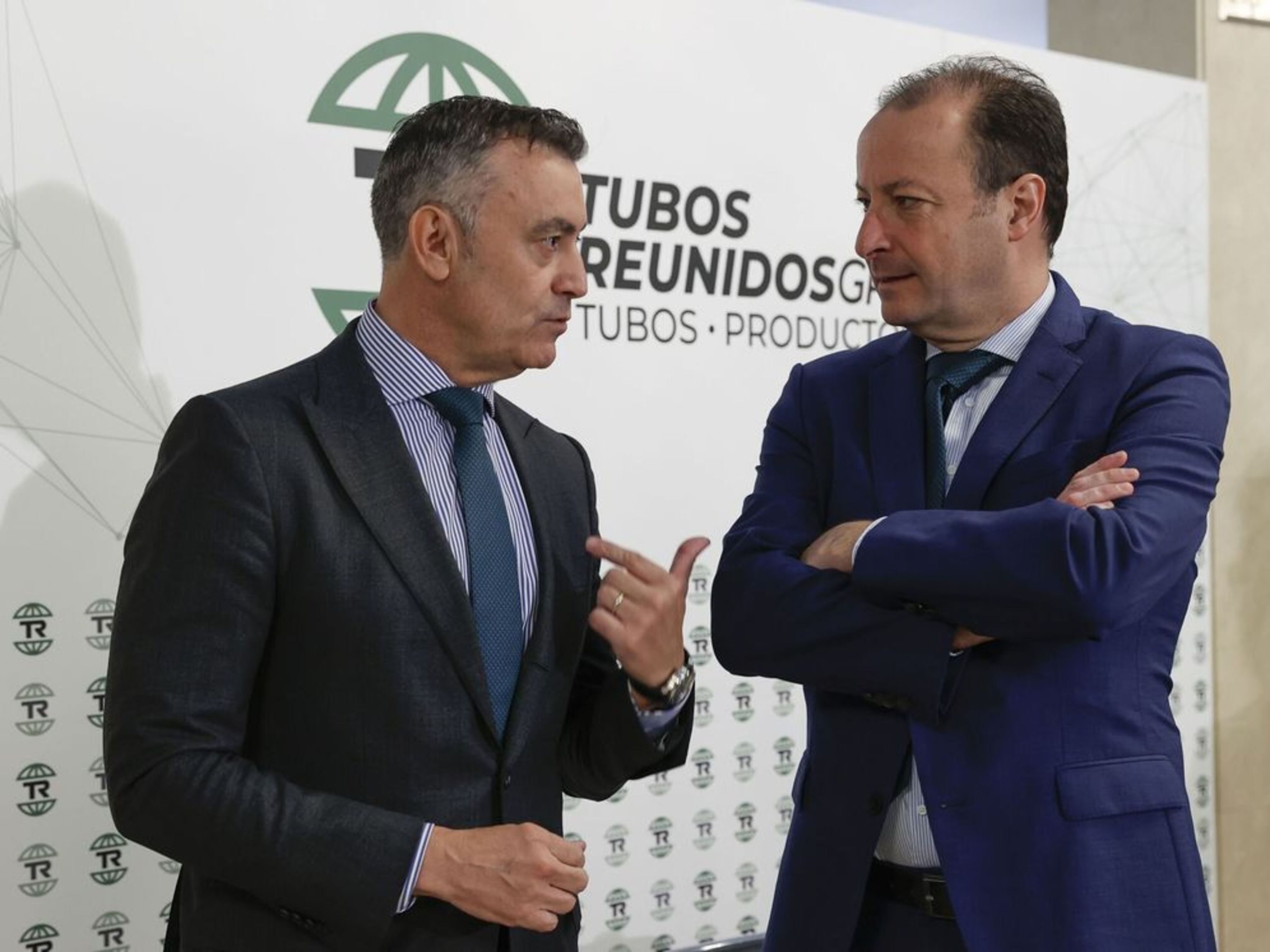 Así fichó la cotizada Tubos Reunidos al líder de la trama: el consejo dio el "sí" tras un informe legal que lo declaró "correcto"