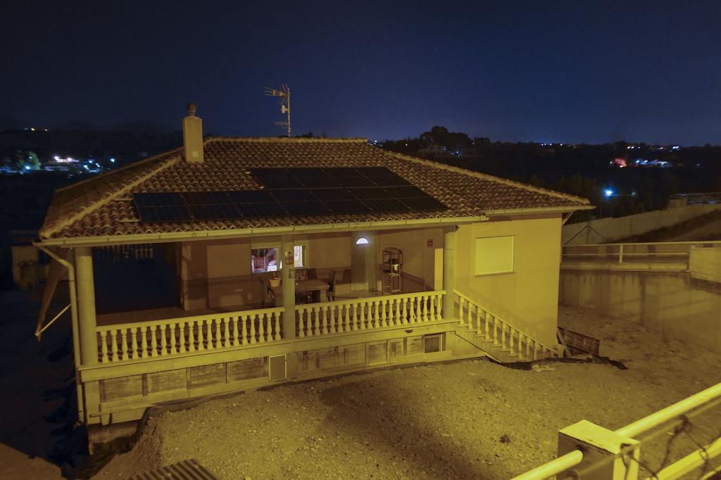 Un hombre asesina a puñaladas a su mujer y a una hija de 21 años y deja herida a una segunda en El Fenollar (Alicante)