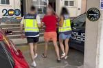 Detenido en Arahal (Sevilla) uno de los delincuentes más buscados de Francia que trabajaba allí como repartidor de pollos