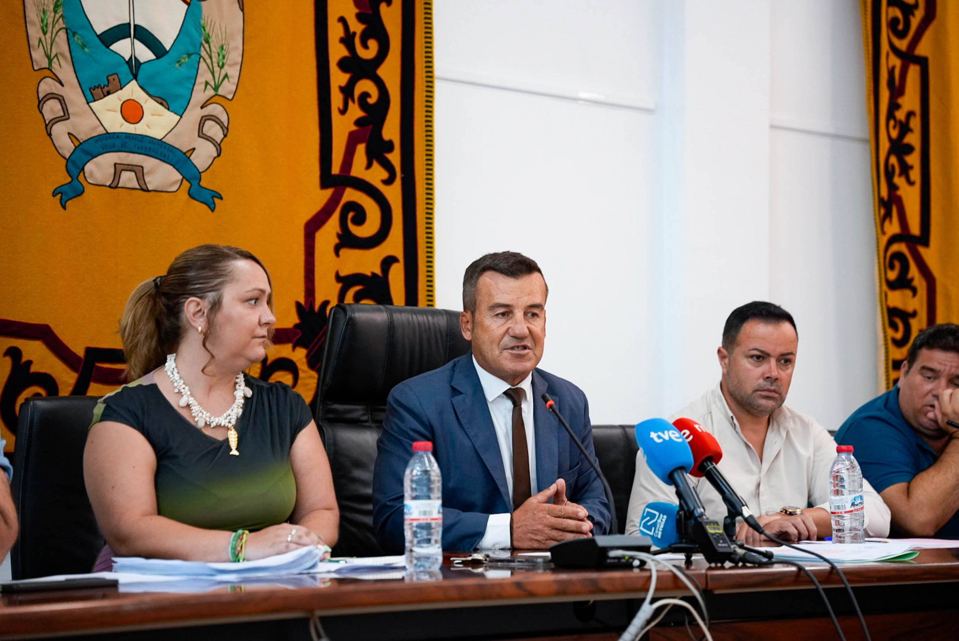 Un paso definitivo para la demolición del Algarrobico: El Ayuntamiento de Carboneras cumple con la orden judicial y anula la licencia