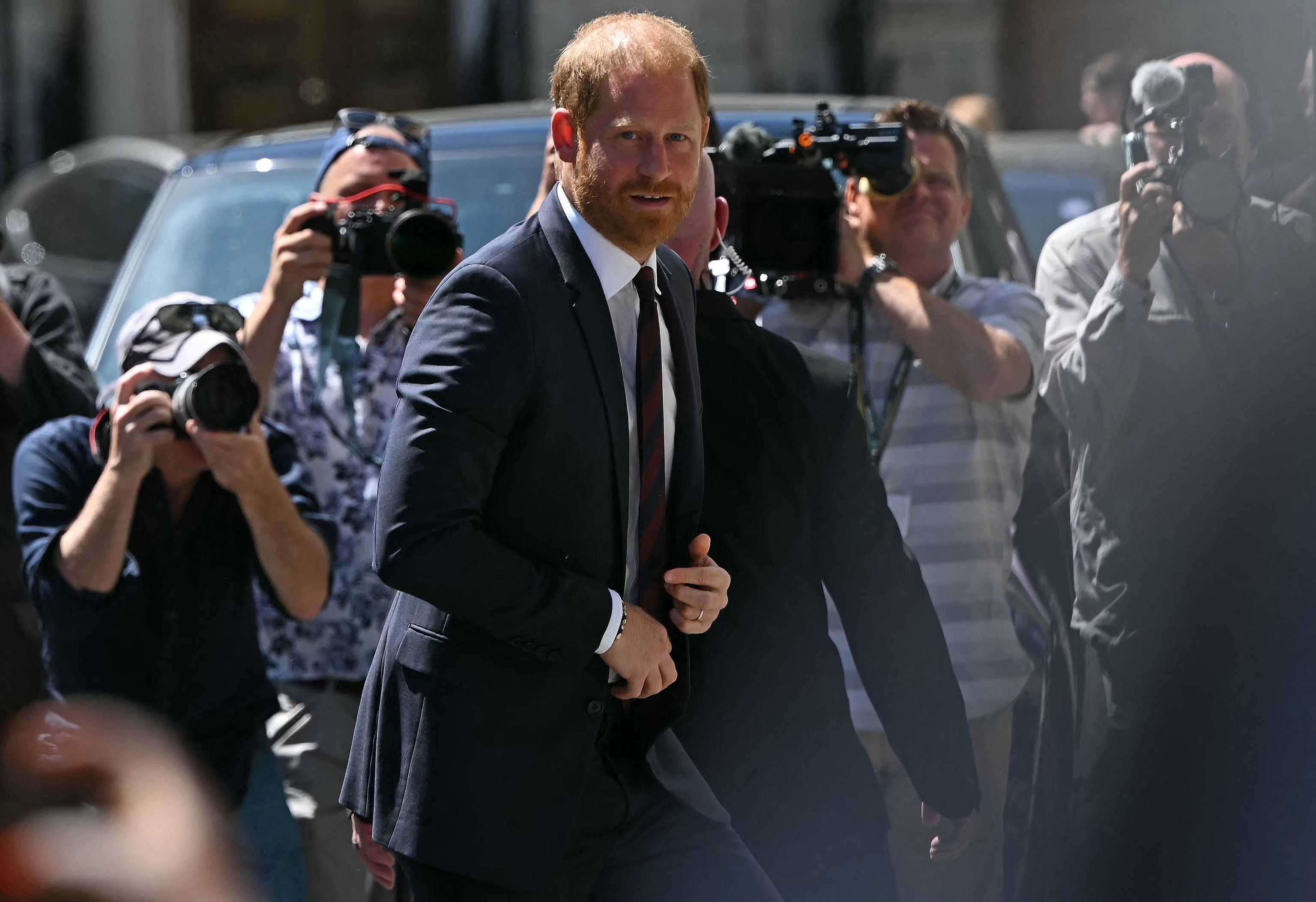 El príncipe Harry y Elton John pierden el juicio contra el Daily Mail