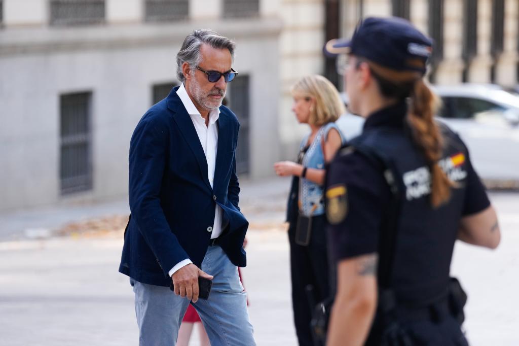 Un empresario ratifica ante Pedraz las reuniones en un "piso franco del PSOE" para acabar con la causa del hermanísimo