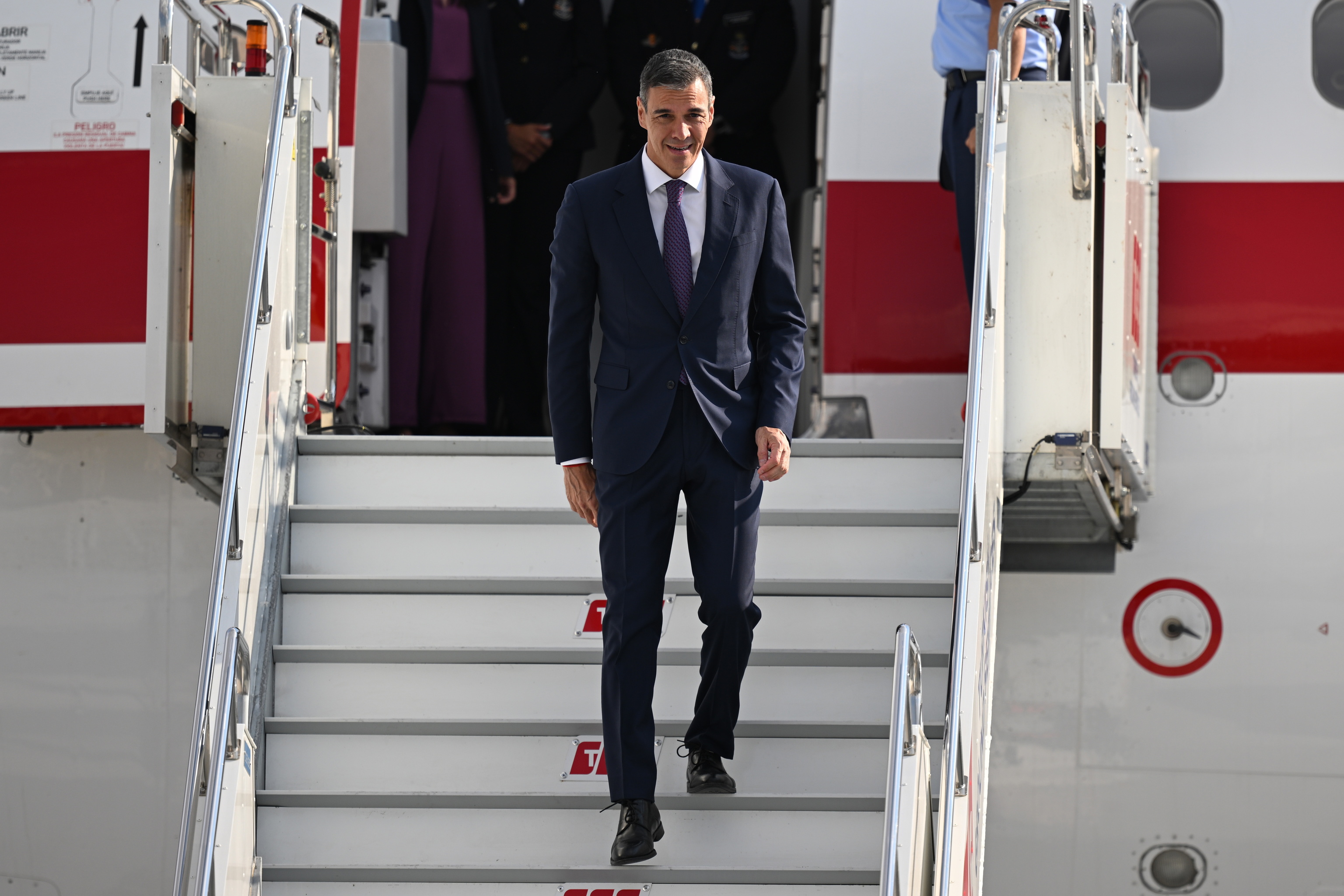 Gana Sánchez con el teatrillo con Trump, pierde España