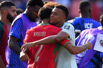 Un Mbappé desencadenado y "sin sentimientos" por su amigo Achraf antes de ver el España-Bélgica: "Sea el que sea nuestro rival, será una revancha"