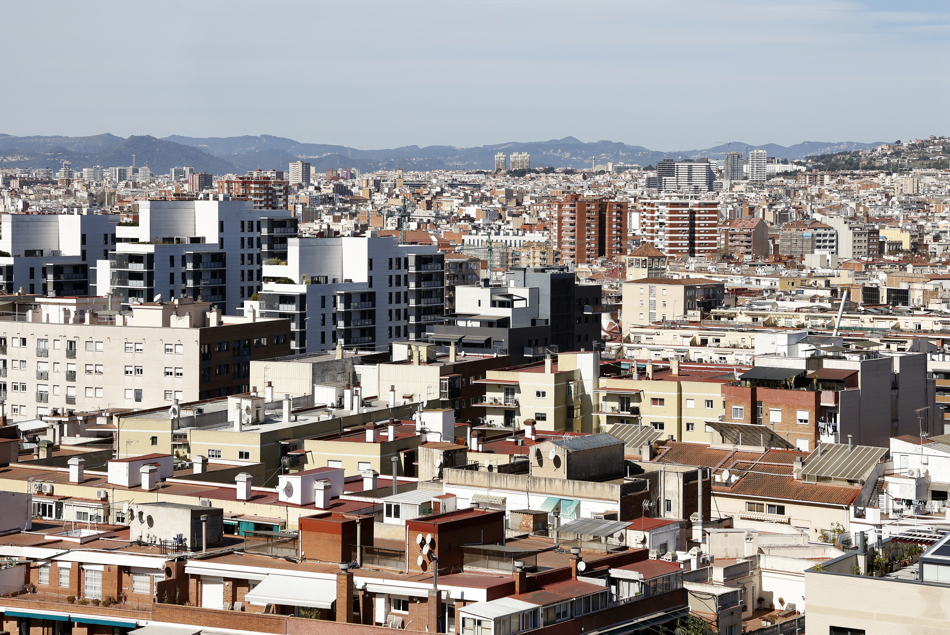 España se desmarca de Europa: alquilar una habitación se encarece en las grandes ciudades frente a la caída del 4,6% del resto de países