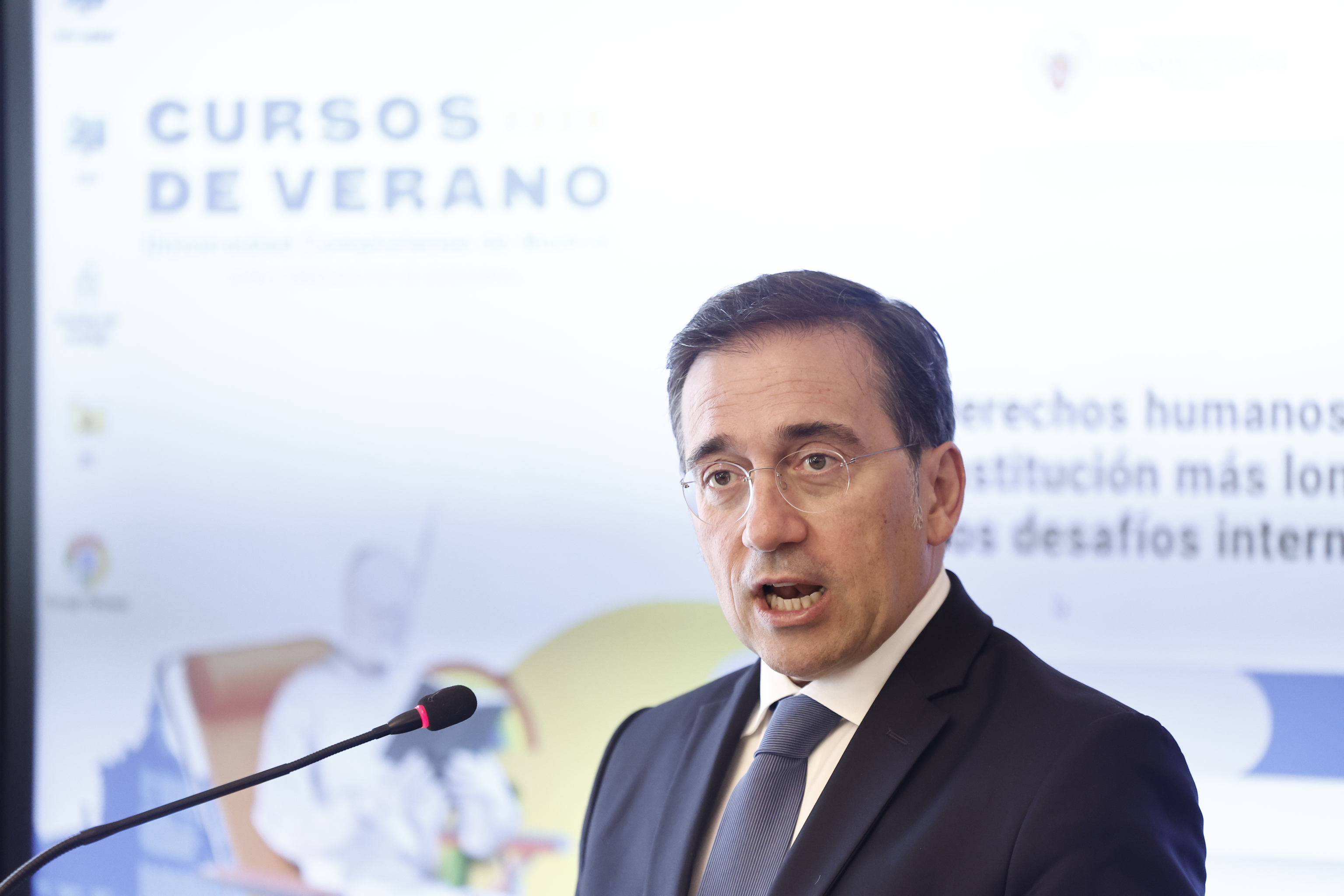 Un disparate, un pánico, un problema