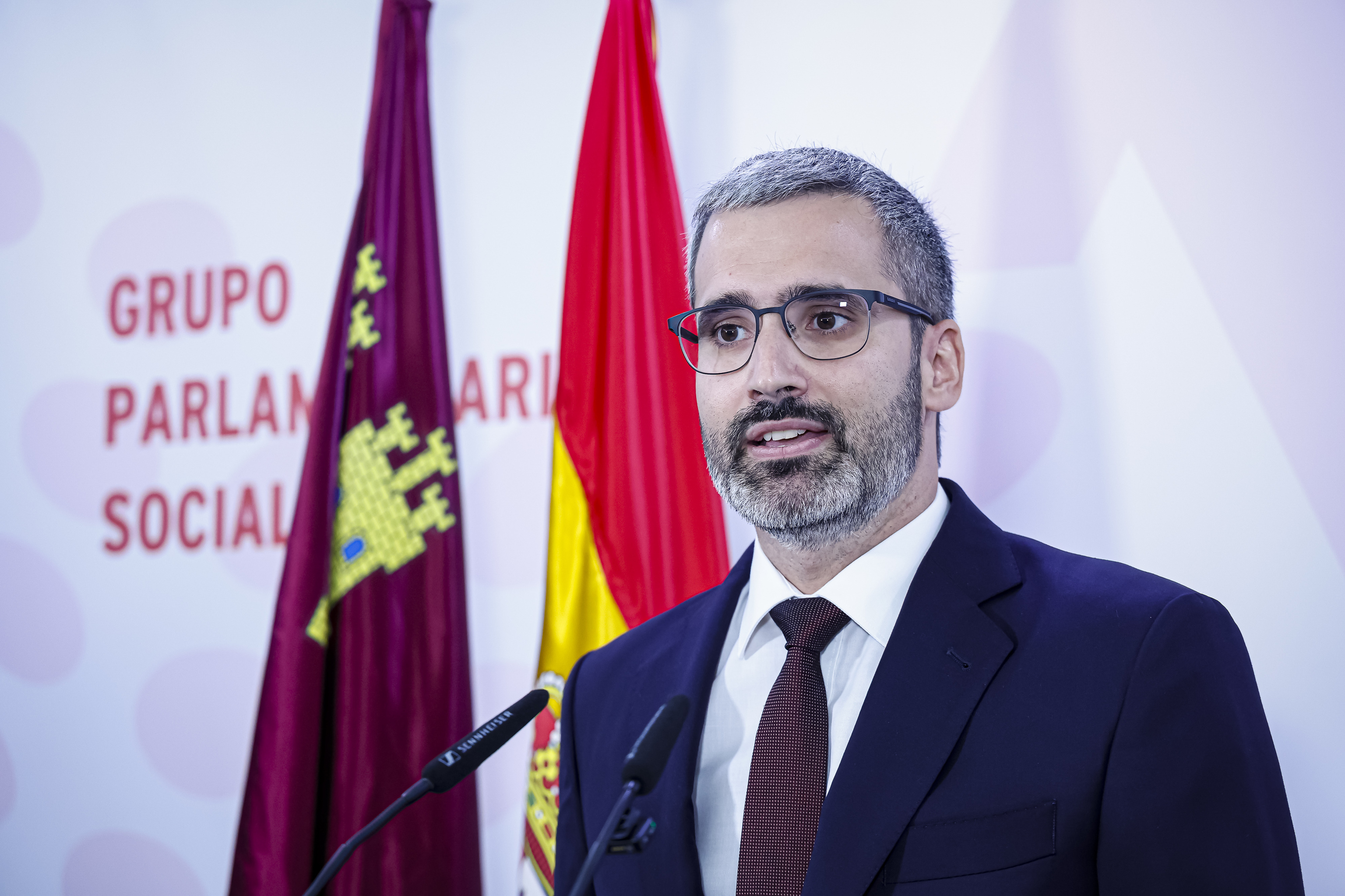 Francisco Lucas, el delegado del Gobierno,  será el candidato del PSOE en la Región de Murcia y se enfrentará a López Miras en 2027