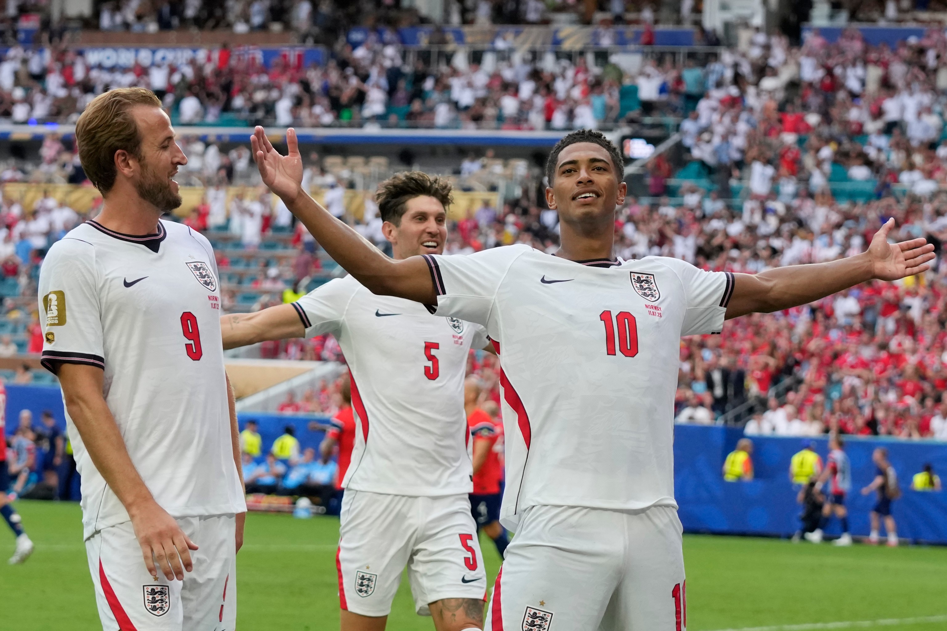 Inglaterra desarma a Haaland a hombros de 'Sir' Jude Bellingham