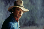 Muere Sam Neill, la estrella tímida de Hollywood que enamoró a todos en Jurassic Park, a los 78 años