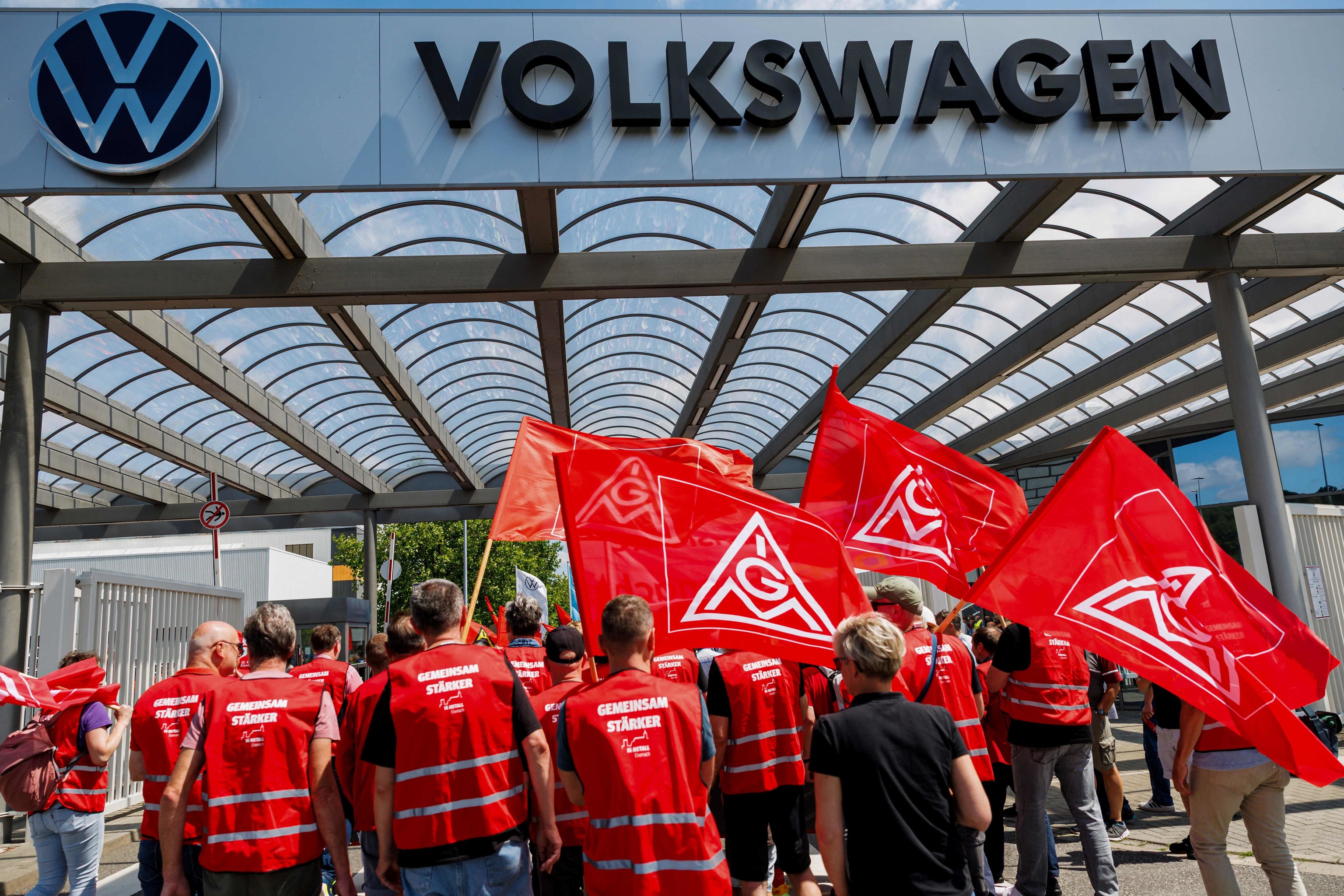 Volkswagen advierte de que podría eliminar hasta 100.000 empleos en total