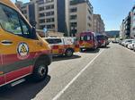 Hallan muerto con varias puñaladas a un hombre de 37 años en un piso de Las Tablas tras alertar los vecinos de un fuerte olor químico