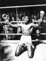 Muere José Legrá, el boxeador que transitó de la pobreza a la opulencia y le caía bien a Franco