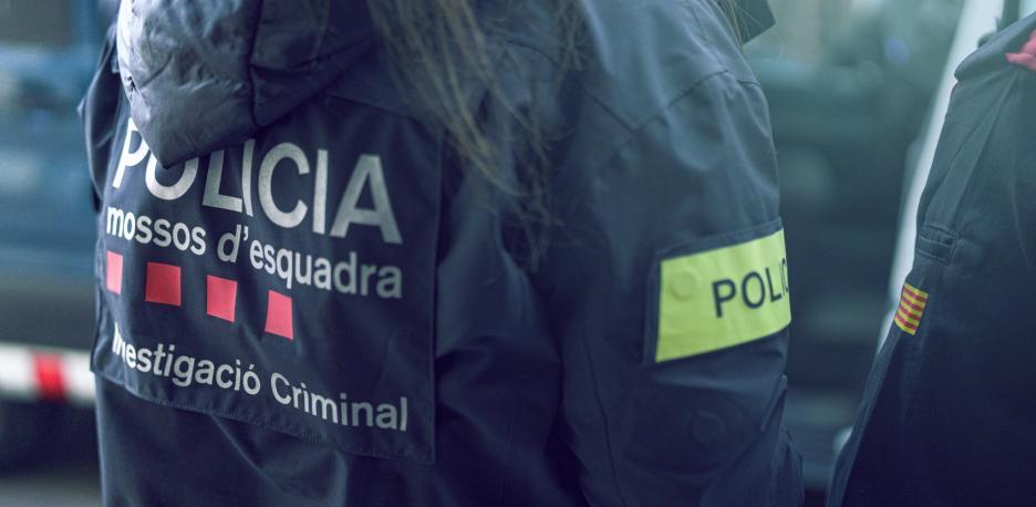 Cuatro heridos, dos por arma de fuego, en una pelea entre clanes en Badalona