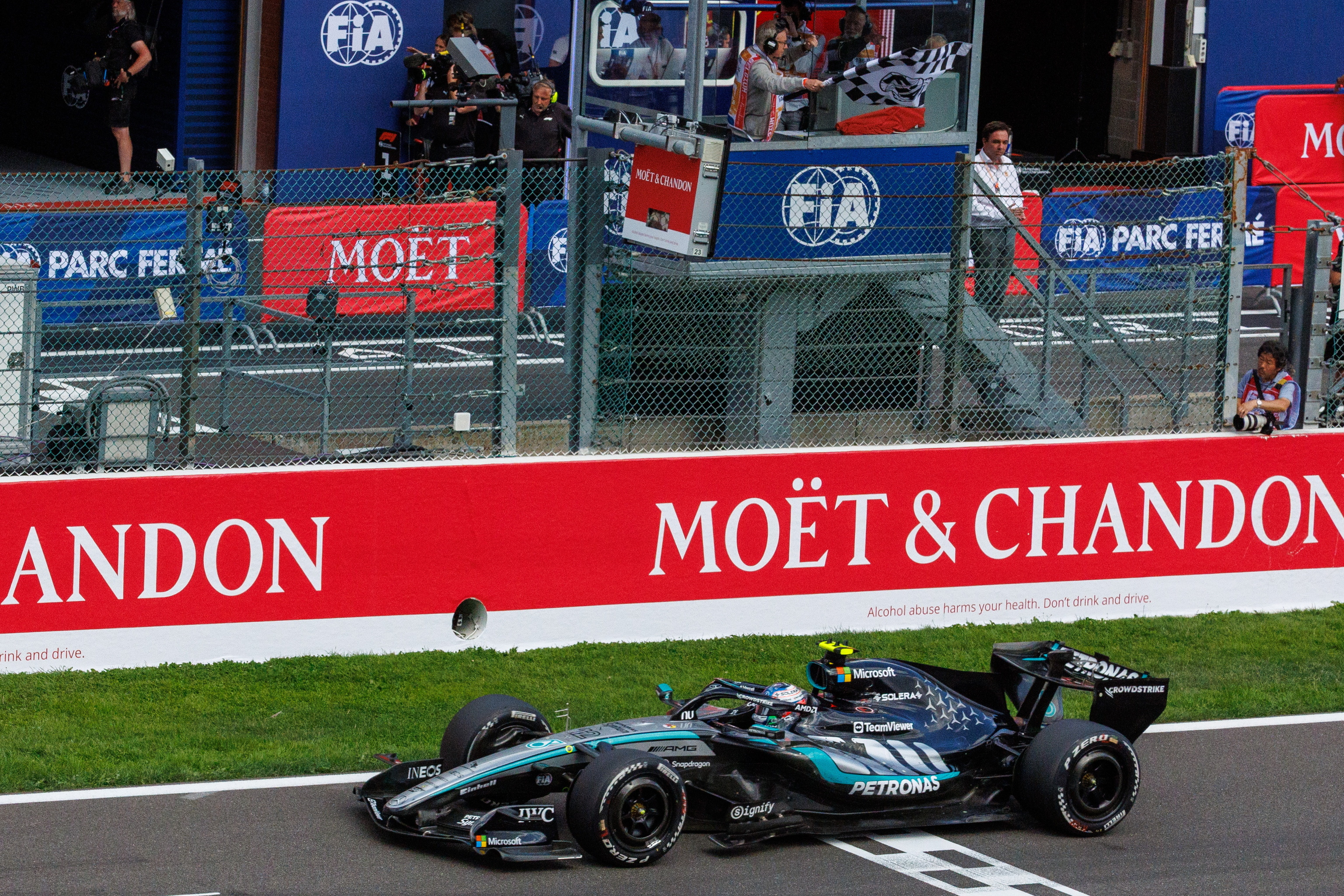 Antonelli da otra lección en Spa-Francorchamps