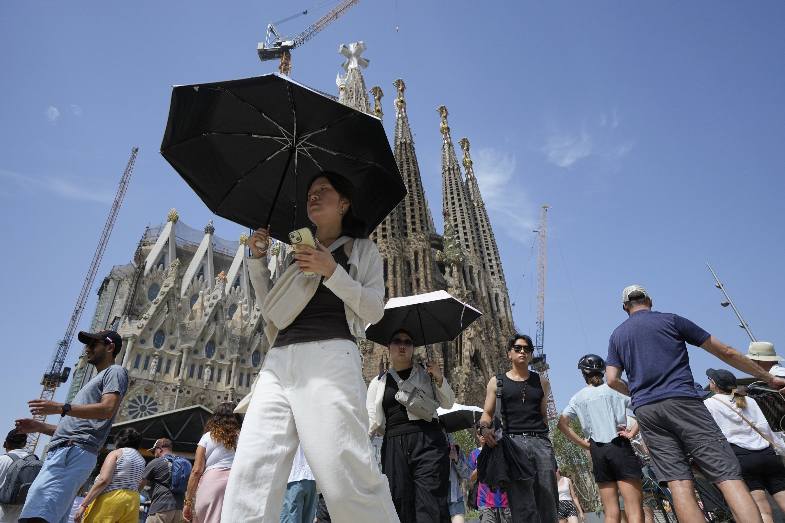 Llega lo peor de la nueva ola de calor desde mañana: calima, tormentas secas y termómetros a 45 grados