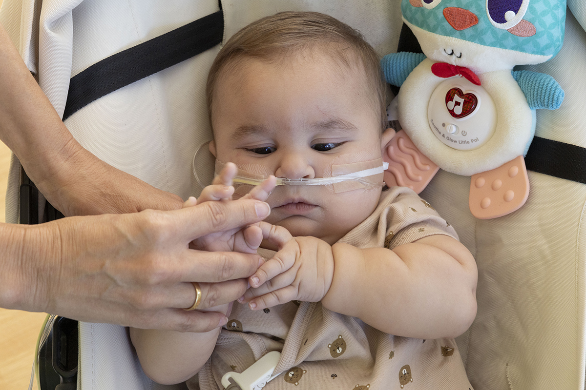 Íñigo, el bebé milagro, solo siete casos de supervivencia en el mundo: "Nos dieron menos de un 1% de probabilidades"