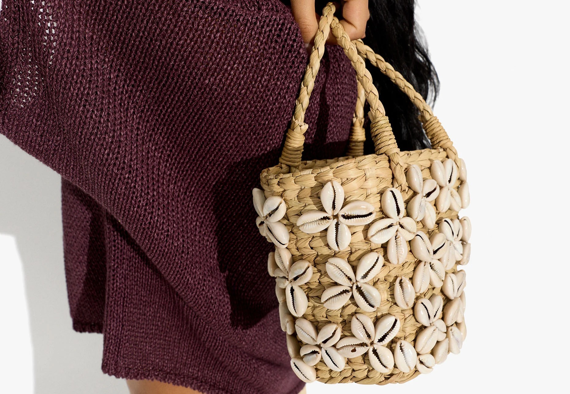 9 bolsos de rafia de Parfois y El Corte Inglés con el tamaño ideal para tus salidas este verano