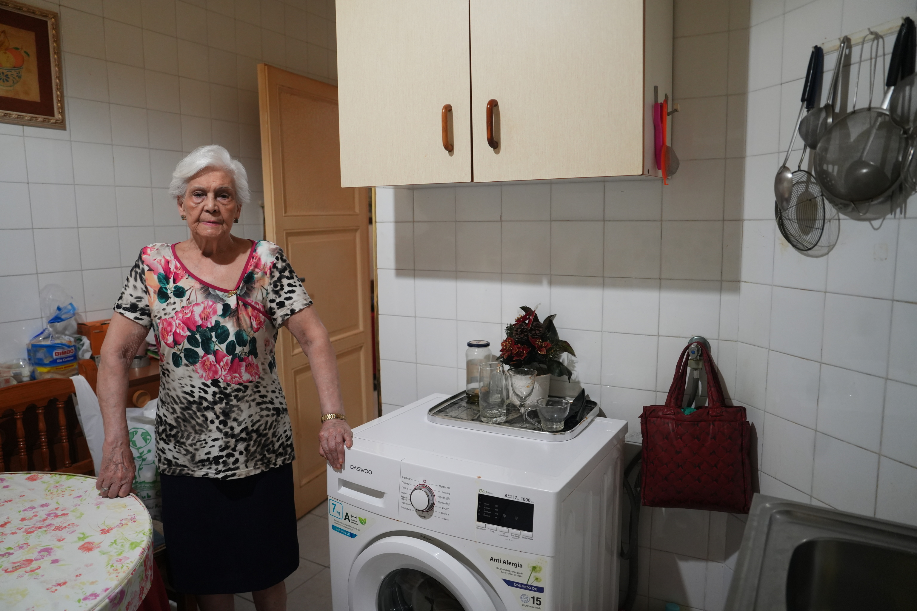 Paquita, 82 años y con Parkinson, a punto de ser desahuciada en La Latina: "Quieren convertir mi casa en un piso turístico. Sólo quieren dinero, dinero y dinero"