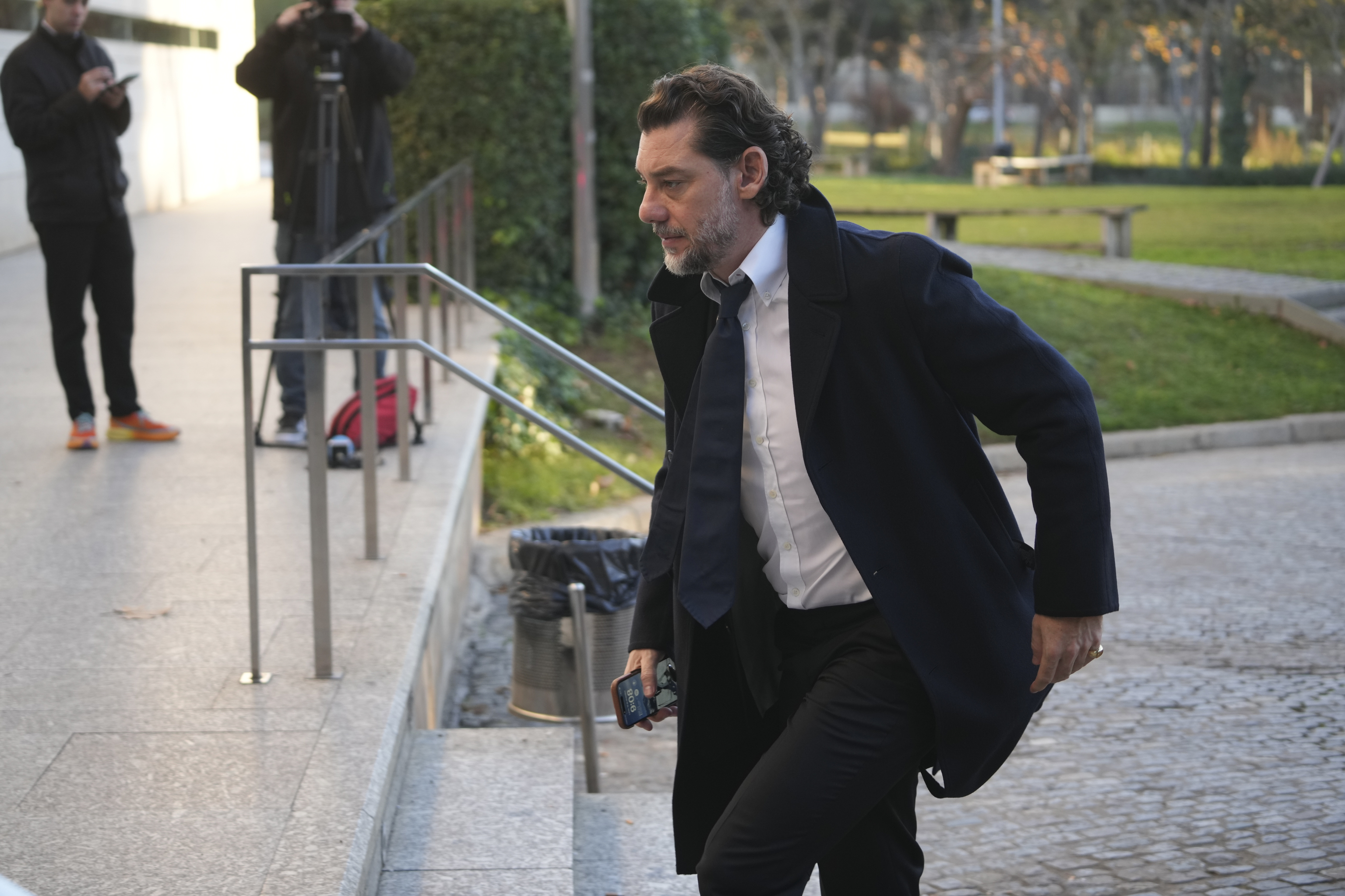 Una nueva testigo, que mostró a Jonathan Andic la ruta en la que murió su padre, pone en el foco la terapia familiar