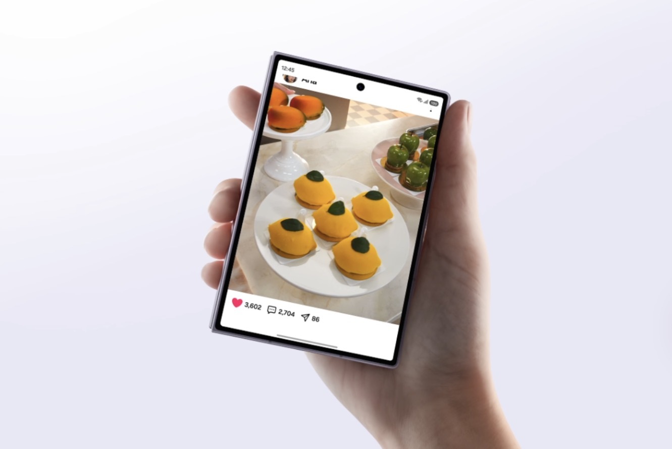 Samsung rompe el molde de sus plegables: el nuevo Galaxy Z Fold 8 es más ancho, más ligero y llega acompañado de unas gafas con IA