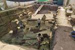 Una excavación descubre la lápida de Pascentia, una niña de la Mérida visigoda