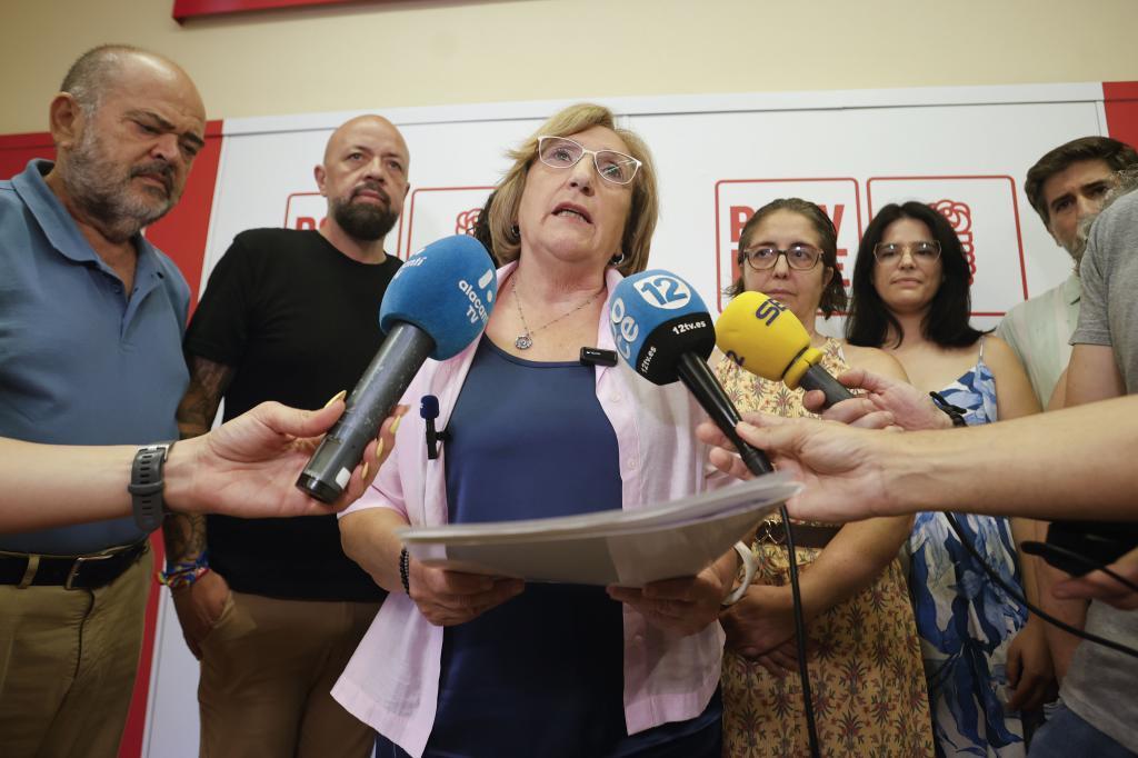 La socialista Ana Barceló anuncia que no repetirá como candidata a la alcaldía de Alicante
