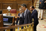 Sánchez toca suelo antes de la recta final de la legislatura con la derecha por encima del 50%